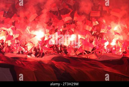 Dusseldorf, Deutschland. 21st Oct, 2023. firo: October 21st, 2023 football, soccer, men 2nd league, second 2nd Bundesliga, season 2023/2024 Fortuna Dusseldorf - 1.FC FCK Kaiserslautern 4:3 fans flags, fireworks, pyrotechnics, FCK/dpa/Alamy Live News Stock Photo