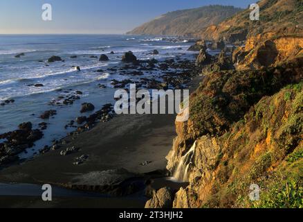 Rocky coast waterfall, Westport-Union Landing State Park, California Stock Photo