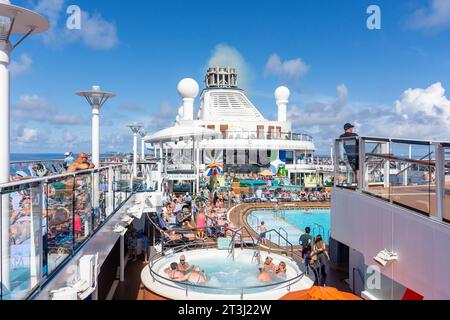 Pool Deck on Royal Caribbean 'Anthem of the Seas' cruise ship, Gran Canaria, Canary Islands, Spain Stock Photo