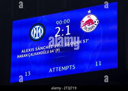 Milan, Italy. 24th Oct, 2023. Italy, Milan, october 24 2023: the digital score board with the final score at the end of soccer game FC Inter vs Salzburg FC, UCL 2023-2024 - Group D matchday 3 (Credit Image: © Fabrizio Andrea Bertani/Pacific Press via ZUMA Press Wire) EDITORIAL USAGE ONLY! Not for Commercial USAGE! Stock Photo