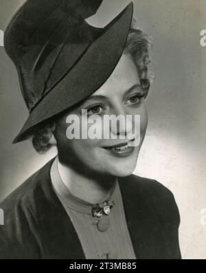 Danish actress Lis Smed in the movie Biskoppen, Denmark 1944 Stock