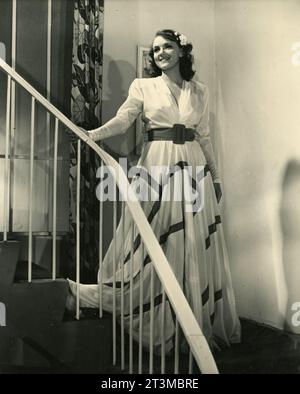 Danish actress Bodil Kjer in the movie Vi Kunde ha' det Saa Rart, Denmark 1942 Stock Photo