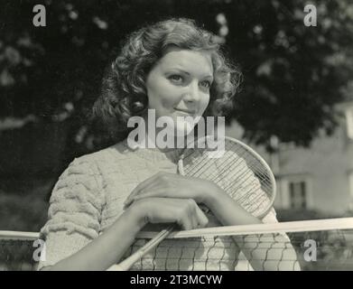 Danish actress Bodil Kjer in the movie Tante Cramers Testamente, Denmark 1941 Stock Photo