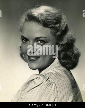 Danish actress Bodil Kjer in the movie Otte Akkorder, Denmark 1944 Stock Photo