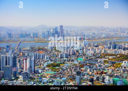 SEOUL, SOUTH KOREA - APRIL 8, 2023: Seoul cityscape in South Korea. City landscape of Mapo-gu and Yeongdeungpo-gu districts. Stock Photo