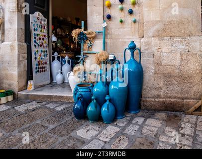 Ceramics on sale in the Ceramiche Pugliesi shop in Polignano a Mare, Italy. Stock Photo