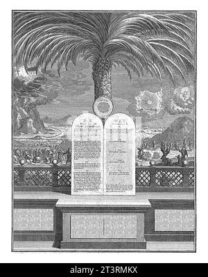 The Tables of the Law, Gerrit de Broen (II), c. 1720 - c. 1774 In the center two stone tablets with the ten commandments leaning on a palm tree. In th Stock Photo