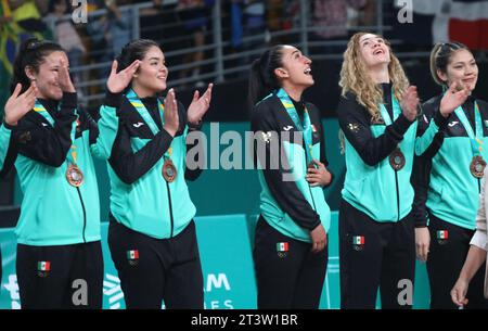 Santiago, Chile, USA. 26th Oct, 2023. SANTIAGO (CHL), 10/26/2023 - CEREMONY/MEDALS/VOLLEYBALL/WOMEN - Medal Ceremony of the Women's Team Volleyball Final with the Dominican Republic winning Gold, Brazil-Silver and Mexico-Bronze on the main court of Parque Arena O 'Higgins in Santiago, Chile during the 2023 Pan American Games. (Credit Image: © Niyi Fote/TheNEWS2 via ZUMA Press Wire) EDITORIAL USAGE ONLY! Not for Commercial USAGE! Stock Photo