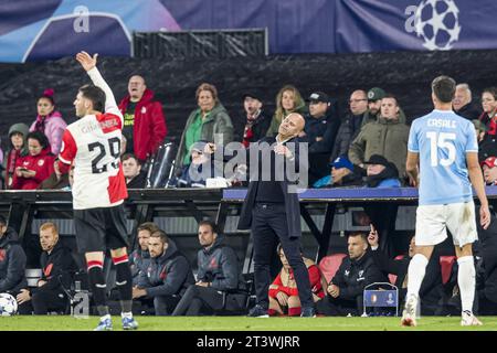 ROTTERDAM - Feyenoord coach Arne Slot during the UEFA Champions League match in group E between Feyenoord and SS Lazio at Feyenoord Stadium de Kuip on October 25, 2023 in Rotterdam, the Netherlands. ANP | Hollandse Hoogte | COR LASKER Stock Photo