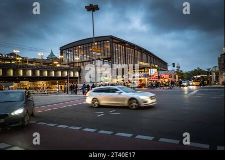 Berlin Charlottenburg Bahnhof Zoo Zoologischer Garten am