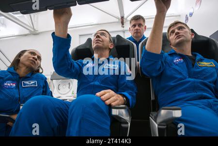 Hawthorne, California, USA. 15th Oct, 2023. The four SpaceX Crew-8 crew members Jeanette Epps and Michael Barratt, both NASA astronauts; Alexander Grebenkin from Roscosmos; and Matthew Dominick from NASA during a training session at SpaceX headquarters in Hawthorne, California. Credit: SpaceX/ZUMA Press Wire/ZUMAPRESS.com/Alamy Live News Stock Photo