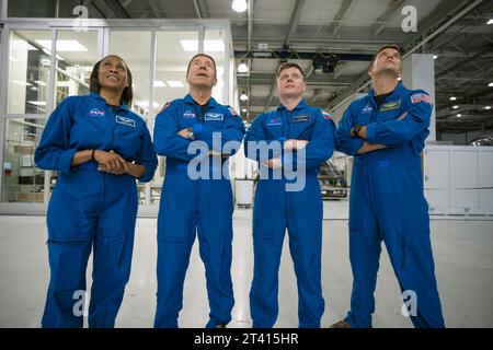 Hawthorne, California, USA. 15th Oct, 2023. The four SpaceX Crew-8 crew members Jeanette Epps and Michael Barratt, both NASA astronauts; Alexander Grebenkin from Roscosmos; and Matthew Dominick from NASA during a training session at SpaceX headquarters in Hawthorne, California. Credit: SpaceX/ZUMA Press Wire/ZUMAPRESS.com/Alamy Live News Stock Photo