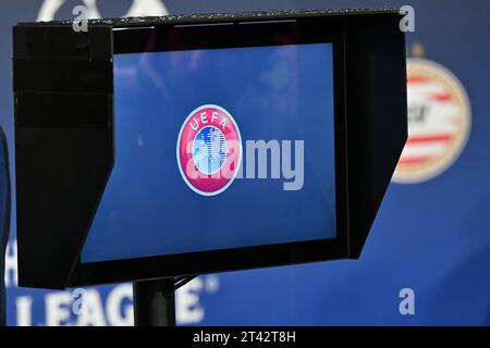 Lens, France. 24th Oct, 2023. illustration picture showing the UEFA VAR screen during the Uefa Champions League matchday 3 game in group B in the 2023-2024 season between Racing Club de Lens and PSV Eindhoven on October 24, 2023 in Lens, France. (Photo by David Catry/sportpix ) Credit: sportpix/Alamy Live News Stock Photo