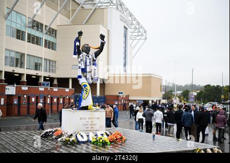 Leeds, UK. 28th Oct, 2023. General view outside Elland Road ahead of the Sky Bet Championship match at Elland Road, Leeds. Picture credit should read: Gary Oakley/Sportimage Credit: Sportimage Ltd/Alamy Live News Stock Photo