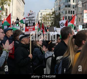 London, UK. 28th Oct, 2023. Thousands marched in support of the Palestinian people in the Gaza strip demanding an end to bombing of civilians. Credit: Uwe Deffner/Alamy Live News Stock Photo