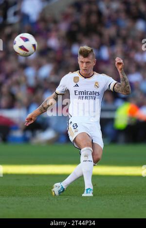 Toni Kroos of Real Madrid CF during the La Liga match between Real Madrid  and CA Osasuna played at Santiago Bernabeu Stadium on October 7, 2023 in  Madrid, Spain. (Photo by Cesar