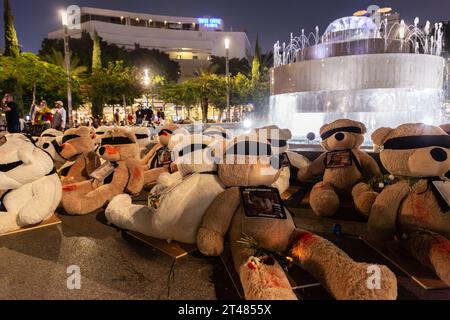 Tel Aviv, Israel - OCT 28, 2023 - Israeli civilians gathered in solidarity, holding banners for the Israeli hostages taken to Gaza by Hamas, Dizengoff Stock Photo