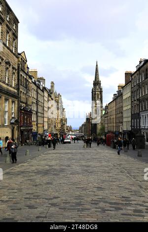 Street view along the Royal Mile, Edinburgh City, Scotland, UK Stock Photo