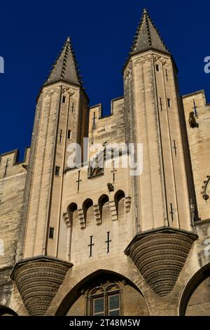Palace of the Popes, once fortress and palace, one of the largest and most important medieval Gothic buildings in Europe in Avignon, France. Stock Photo