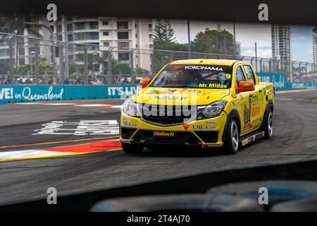 Gold Coast, Australia. 29 October, 2023. Vast Motorsports' Amar Sharma navigates Turns 1-3 during the opening race on Sunday at the Boost Mobile Gold Goast 500. Credit: James Forrester/Alamy Live News Stock Photo