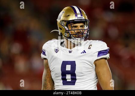 Washington Defensive End Bralen Trice (8) Runs Around The Edge During ...