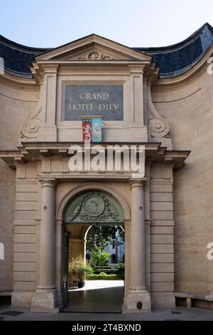 France, Lyon, July 26th, 2019. Entrance to the cloister of the renovated Hotel Dieu de Lyon, a tourist attraction Stock Photo