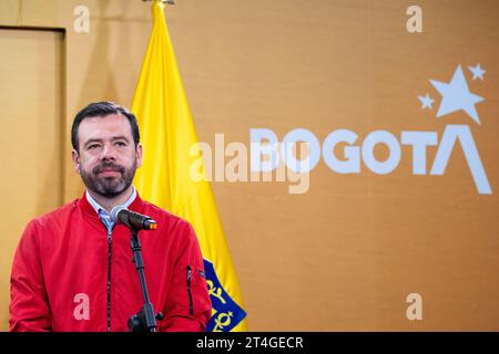 Bogota, Colombia. 30th Oct, 2023. Bogota's mayor-elect Carlos Fernando Galan during a press conference after a meeting between the Bogota's mayor Claudia Lopez and mayor-elect Carlos Fernando Galan, in Bogota, Colombia, october 30, 2023. Photo by: Chepa Beltran/Long Visual Press Credit: Long Visual Press/Alamy Live News Stock Photo