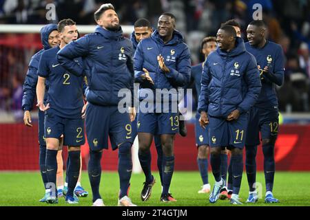 Benjamin Pavard (2) of France, Ibrahima Konate (13) of France and Ousmane Dembele (11) of France pictured during a soccer game between the national teams of France and Scotland in friendly game, on October 17 , 2023 in Lille, France. (Photo by David Catry / Sportpix) Stock Photo
