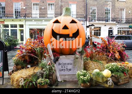 London, UK. 31st Oct, 2023. This photo taken on Oct. 30, 2023 shows Halloween decorations in London, Britain. Credit: Xinhua/Alamy Live News Stock Photo