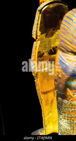 Egypt, Cairo, Tutankhamon jewellery, from his tomb in Luxor :  The goddess Isis, inside a miniature coffin, containing the viscera of the king. Stock Photo