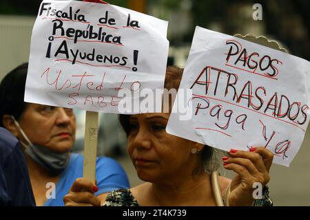 Valencia, Carabobo, Venezuela. 31st Oct, 2023. October 31, 2023. Retirees of PDVSA, Petroleos de Venezuela, demand the government to pay their economic benefits, already due and on hold for several years, protested in the main cities of Venezuela. Photo: Juan Carlos Hernandez (Credit Image: © Juan Carlos Hernandez/ZUMA Press Wire) EDITORIAL USAGE ONLY! Not for Commercial USAGE! Stock Photo