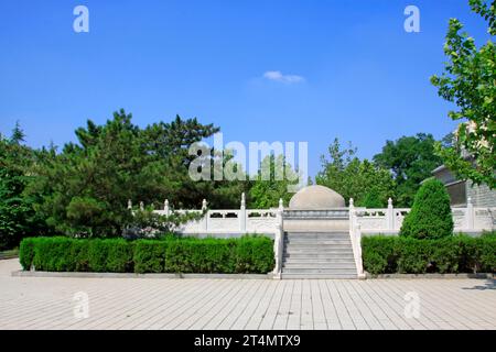 Luannan - June 14: PingJu founder Mr ChengZhaoCai tomb, on June 14, 2015, luannan county, hebei province, China Stock Photo