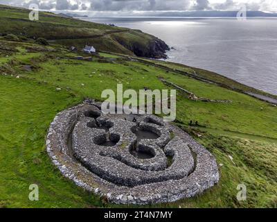 Cashel Murphy, Ancient Celtic settlement, Early Christian era (5th-8th centuries AD), Dingle Peninsula, County Kerry, Ireland, United Kingdom Stock Photo