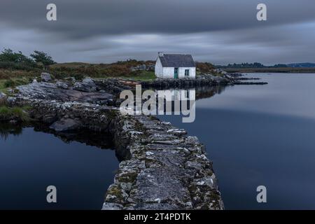 Screebe Fisherman's Hut is a small, traditional fishing hut on the Wild Atlantic Way in Connemara, Ireland. Stock Photo