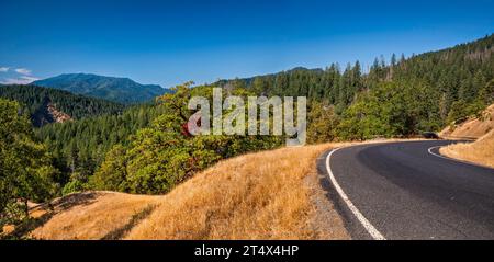 Burnt Ridge, distant view from Bear Camp Road, Forest Service Rd 23, Klamath Mountains, Rogue River Siskiyou National Forest, Oregon, USA Stock Photo