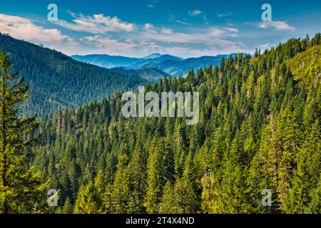 Klamath Mountains, distant view from Bear Camp Road, Forest Service Rd 23, near community of Galice, Rogue River Siskiyou National Forest, Oregon, USA Stock Photo