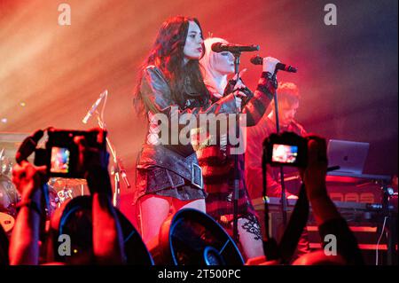 Raven Numan and Perisia Numan on stage at Camden's Electric Ballroom, London, April 2023 Stock Photo