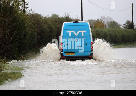 B6279, Summerhouse, Darlington, County Durham UK. 02nd November 2023. UK Weather. The heavy rain brought by Storm Ciarán has caused flooding and difficult driving conditions on many roads in northern England. Here in Summerhouse near Darlington the road was only just passible for larger vehicles. Credit: David Forster/Alamy Live News Stock Photo