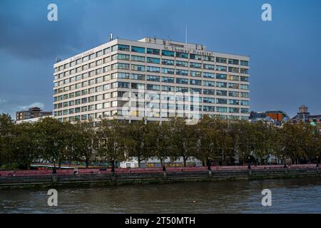 St Thomas' Hospital London. St Thomas's Hospital is a large NHS teaching hospital on the banks of the River Thames in Central London. Stock Photo