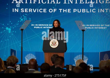 London, United Kingdom. 01st Nov, 2023. U.S. Vice President Kamala Harris delivers remarks on Artificial Intelligence at the U.S. Embassy, November 1, 2023 in London, United Kingdom. Harris spoke prior to attending the first global AI safety summit. Credit: US Embassy/State Department Photo/Alamy Live News Stock Photo