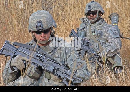 0801021132M-006 SHEIK SA'ID, Iraq (Jan. 2, 2008) U.S. Army Soldiers attached to 3rd Squadron, 2nd Cavalry Regiment patrol and search for weapons or Improvised Explosive Devices (IED) during a clearing mission. U.S. Navy Stock Photo