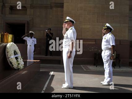 1004128273J-028 NEW DELHI (April 12, 2010) Chief of Naval Operations (CNO) Adm. Gary Roughead renders honors during a wreath laying ceremony at Amar Jawan Jyoti in New Delhi.  Navy Stock Photo