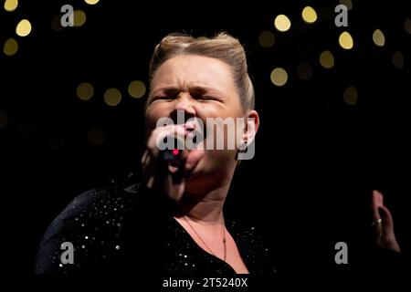 Essen, Germany. 2st November, 2023. Danny and The Chicks performing at the Christmas market in Essen-Steele, Germany. Credit: Sarah Lobin/Alamy Live News. Stock Photo