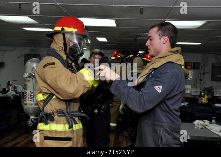 Damage Control, people, Sailor, training Stock Photo - Alamy