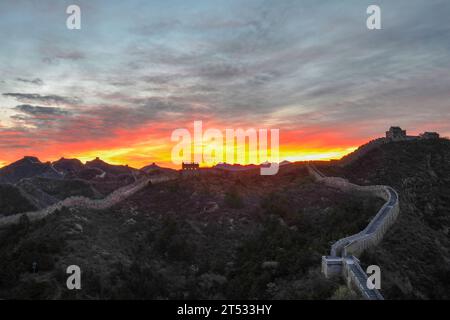 CHENGDE, CHINA - NOVEMBER 3, 2023 - The Jinshanling Great Wall at dawn in Chengde City, Hebei Province, China, November 3, 2023. Stock Photo