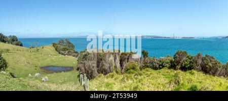 Smugglers Bay, located in the Bream Head Scenic Reserve near Whangārei Heads in Northland, New Zealand, is a true hidden gem along the North Island's Stock Photo