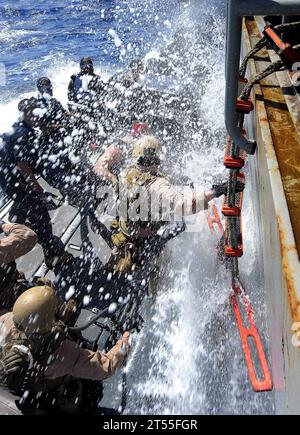Lpd Rhib hook and pull exercise, RHIB, Sailors, U.S. Navy, USS Mesa Verde (LPD ...