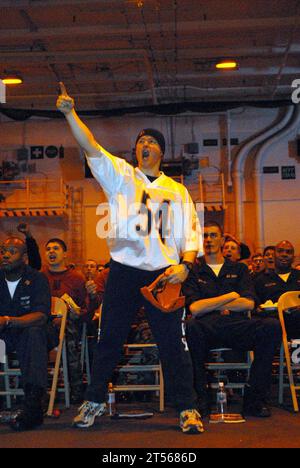 Nimitz-Class aircraft c arrier USS Ronald Reagan (CVN 76), Pacific