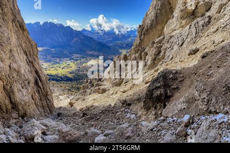 View at Passo Jouf del Vaiolon (Vajolon Pass) through the Catinaccio to the Latemar, below Karer Pass, Carezza, Dolomites, South Tyrol, Italy Stock Photo