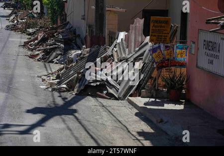 November 3, 2023, Coyuca de Bénitez, Guerrero, Mexico: Passing through villages in the municipality of Coyuca de Bénitez and the disasters left by Hurricane Otis, classified as category 5. (Credit Image: © Luis E Salgado/ZUMA Press Wire) EDITORIAL USAGE ONLY! Not for Commercial USAGE! Stock Photo